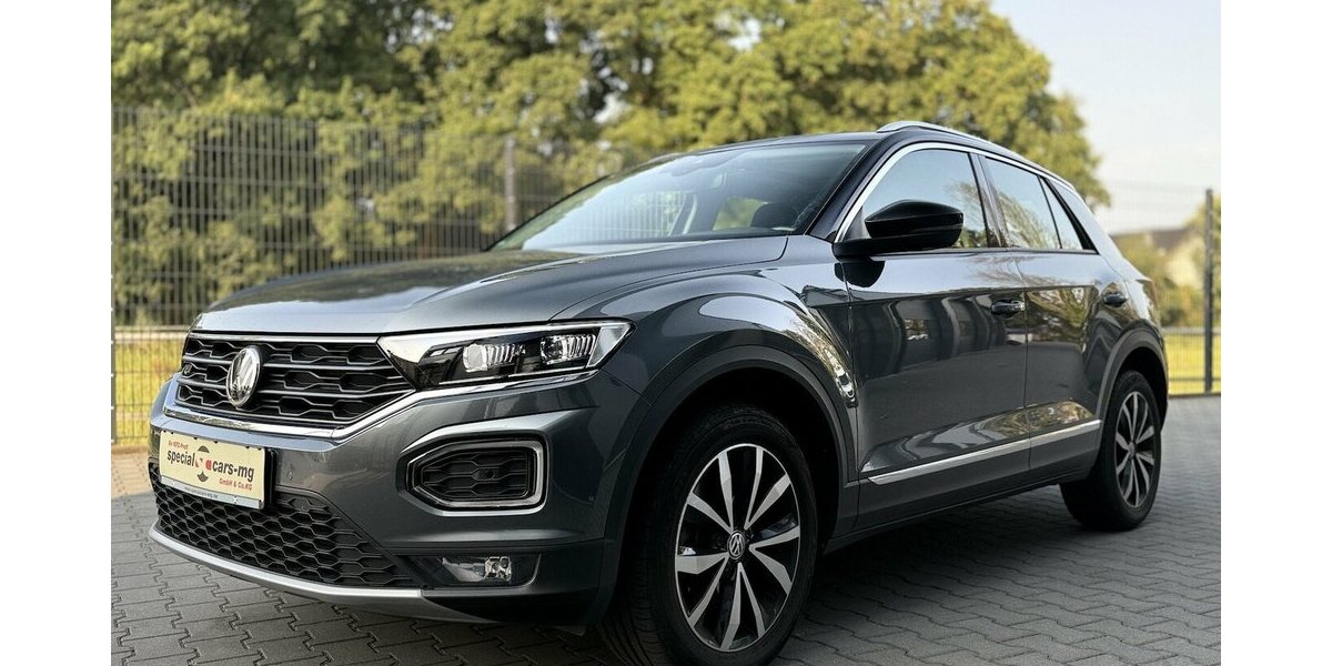 VW T-Roc R line / 4Motion / Keyless Go / PANO 53.000 km 24.590 &euro; Mönchengladbach 41066