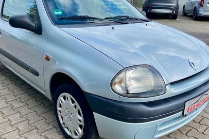 Renault Clio 175.240 km 600 &euro; Moers 47445