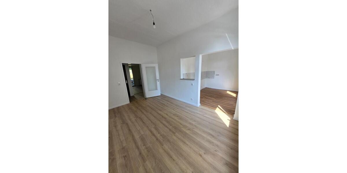 Erdgeschoßwohnung Wuppertal Arrenberg - 3 Zimmer, 65 m&sup2;, 790&euro; | Angebot:25635958