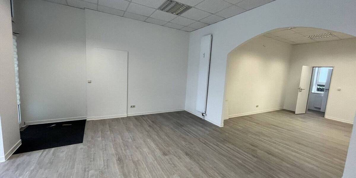 Gewerbeobjekt Mönchengladbach-Geistenbeck Geistenbeck - 2 Zimmer, 495&euro; | Angebot:26904351