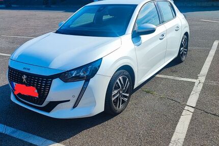 Peugeot 208 41.500 km 14.250 &euro; Mülheim an der Ruhr 45475