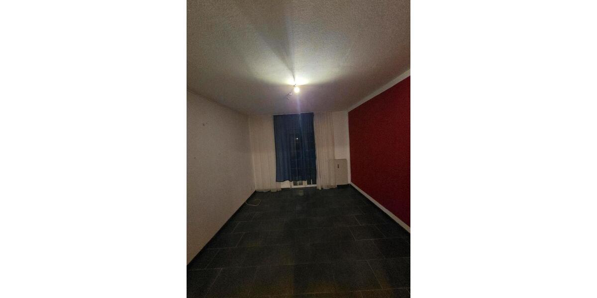 Etagenwohnung Duisburg Duisburg-Mitte - 4 Zimmer, 65 m&sup2;, 1.000&euro; | Angebot:26415666