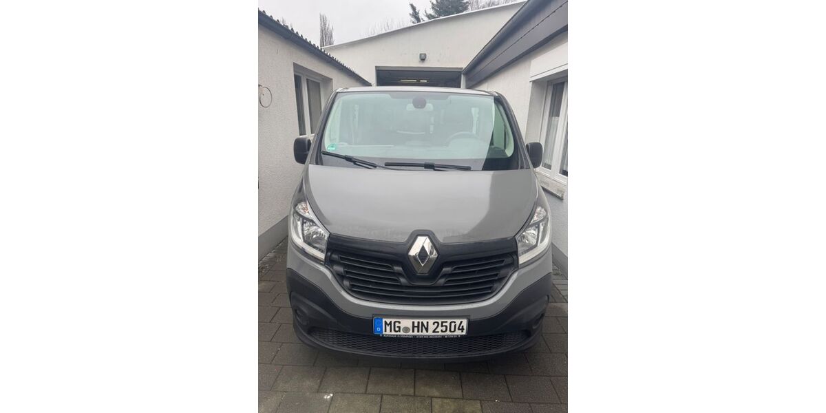 Renault Trafic 121.427 km 11.400 &euro; Mönchengladbach 41189