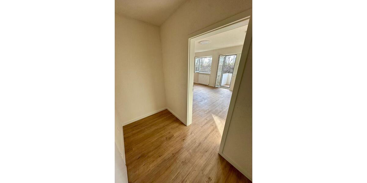 Modernisierte 1-Zimmer-Wohnung mit Einbauküche in Dormagen 1 zimmer