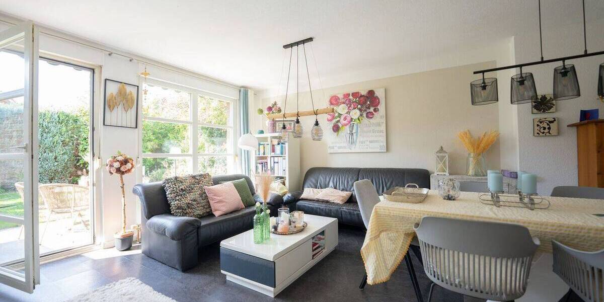 Krefeld-Hüls: charmante Doppelhaushälfte in beliebter Lage, toller Sonnengarten & Garage inklusive! 4 zimmer