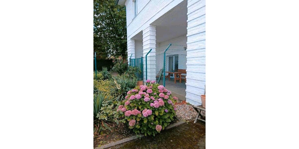 Einfamilienhaus Mönchengladbach West - 15 Zimmer, 454 m&sup2;, 655.000&euro; | Angebot:27134813
