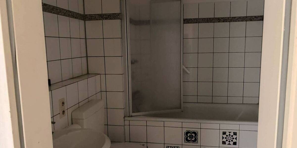 Etagenwohnung Düsseldorf Oberbilk - 2 Zimmer, 66 m&sup2;, 766&euro; | Angebot:26499510