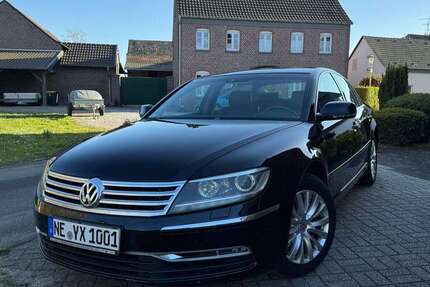 VW Phaeton 298.600 km 8.000 &euro; Korschenbroich, Stadt 41352