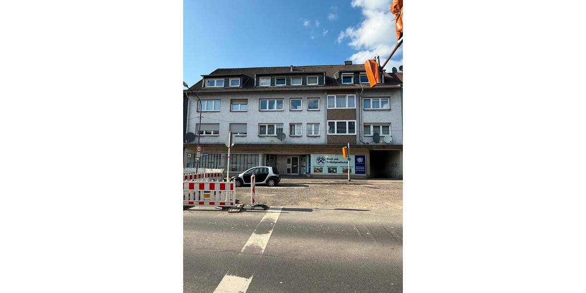 Dachgeschoßwohnung Remscheid Reinshagen - 3.5 Zimmer, 82 m&sup2;, 180.000&euro; | Angebot:26305537