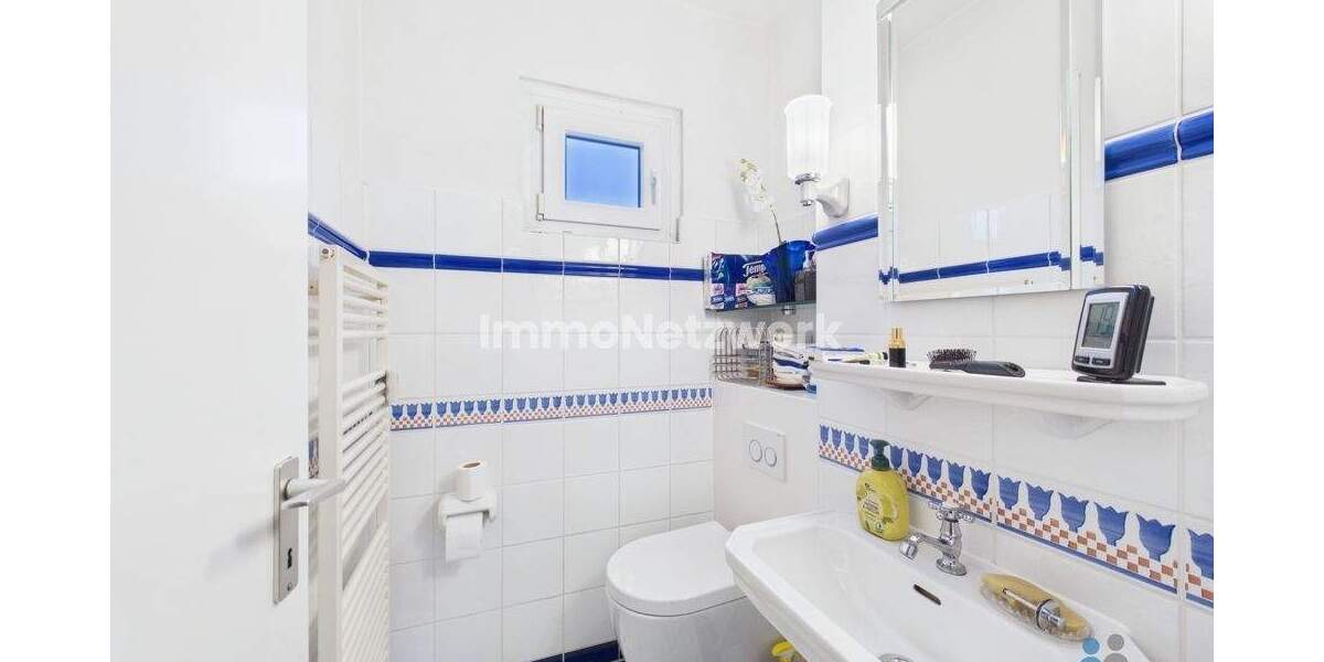 Etagenwohnung Neuss Innenstadt - 3 Zimmer, 78 m&sup2;, 275.000&euro; | Angebot:25821775