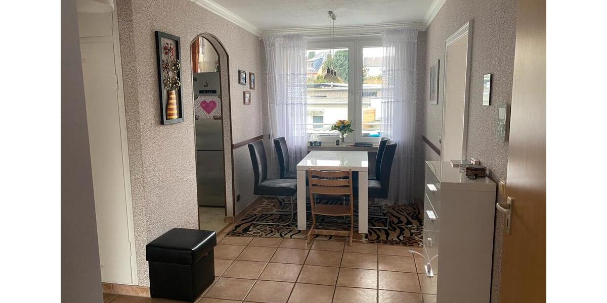 Große Wohnung Zentral in Elberfeld Südstad , ruhige Seitenstraße 3.5 zimmer