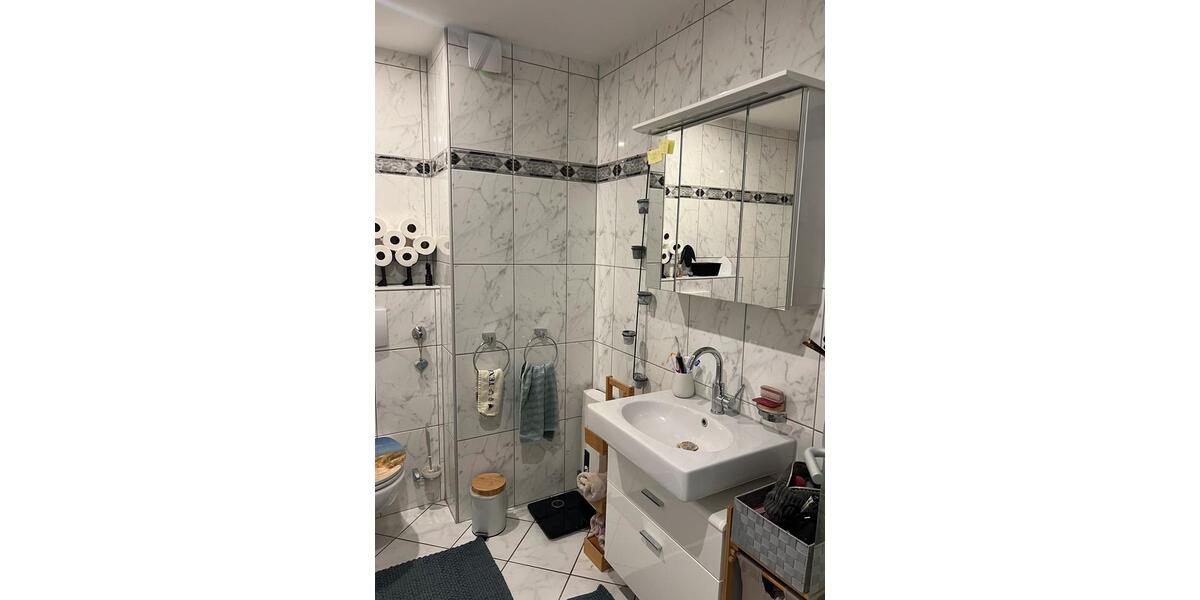 Etagenwohnung Mönchengladbach Süd - 2 Zimmer, 84 m&sup2;, 1.085&euro; | Angebot:25381597