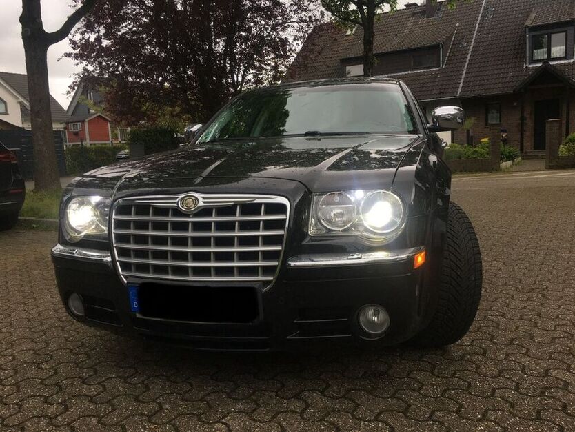 300C
