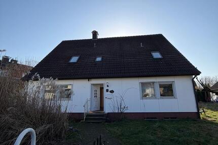 Haus Leverkusen Bergisch Neukirchen - 8 Zimmer, 180 m&sup2;, 3.500&euro; | Angebot:25280776