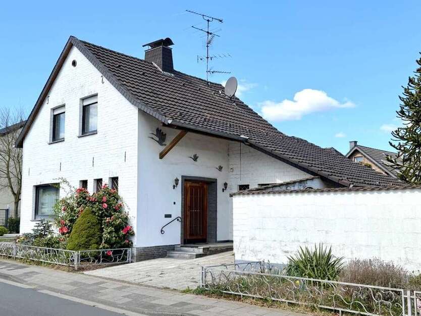 Haus zum Kaufen in Neuss 469.000 € 115 m²