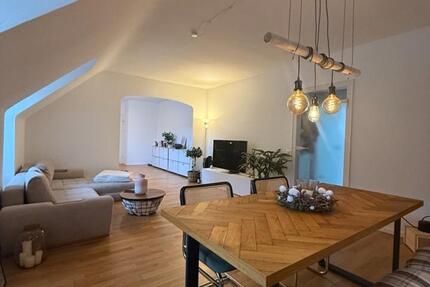 Möblierte Wohnung zur Zwischenmiete im Herzen von Düsseldorf 2.5 zimmer