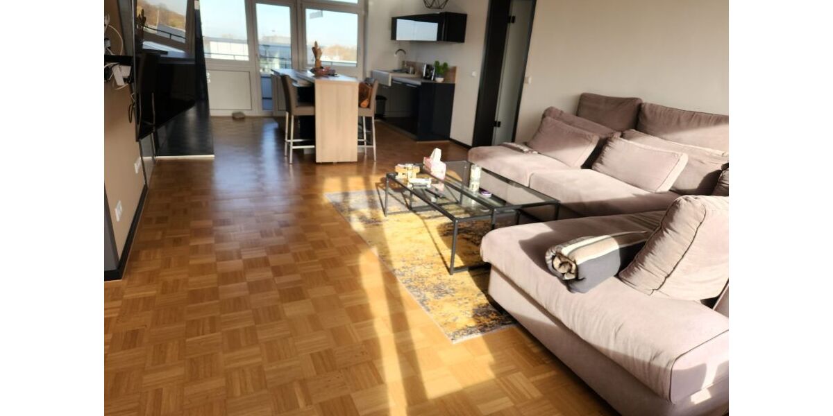 Provisionsfrei* Golzheim - wegen Auswanderung direkt vom Eigentümer sanierte 4 Zi-Wohnung mit hochwertiger Küche - Etagenwohnung Düsseldorf Stadtbezirk 5 | Angebot:25813842
