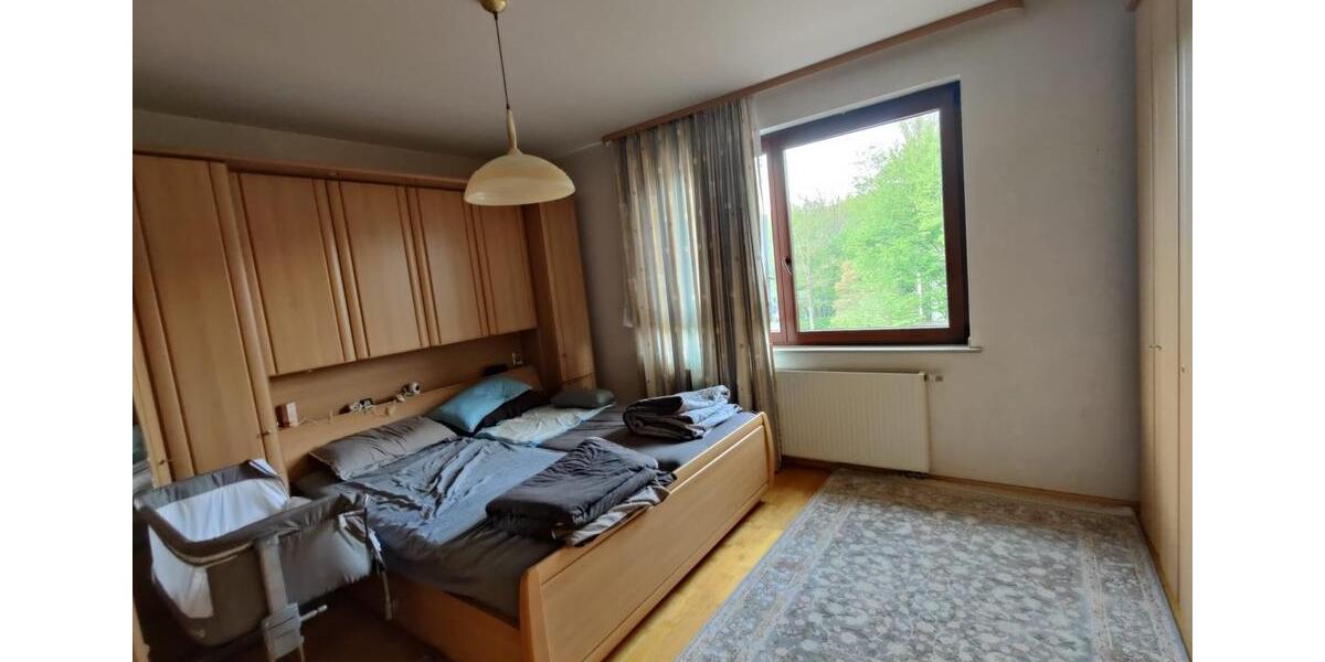 Etagenwohnung Neuss Gnadental - 4 Zimmer, 107 m&sup2;, 2.100&euro; | Angebot:26428285