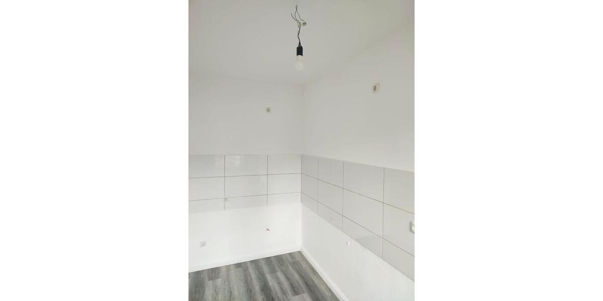 Etagenwohnung Duisburg Mittelmeiderich - 1 Zimmer, 46 m&sup2;, 340&euro; | Angebot:25720453