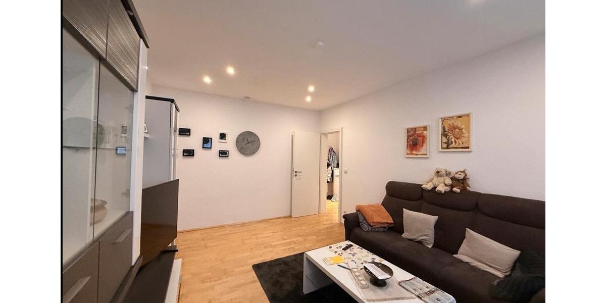 Top gepflegte Eigentumswohnung in Krefeld Linn zu verkaufen 3 zimmer