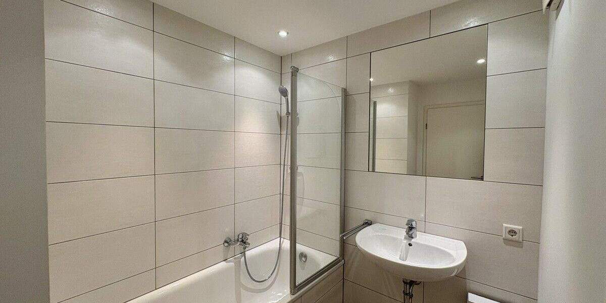 Gemütliche 3-Zimmer-Wohnung mit Balkon in zentraler Lage von Krefeld-Hüls 3 zimmer