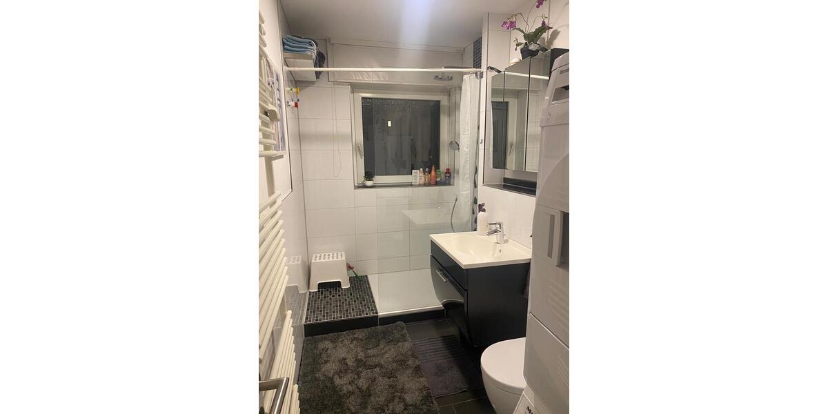 Zauberhafte Erdgeschosswohnung mit Garten von Privat 3 zimmer