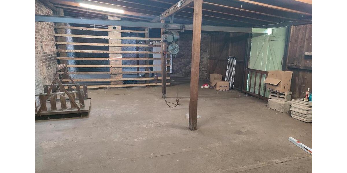 Gewerbe-Lagerhalle zu vermieten zimmer