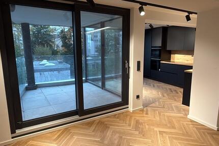 Exklusive Wohnung inkl. Einbauküche in Düsseldorf Stadtmitte zimmer