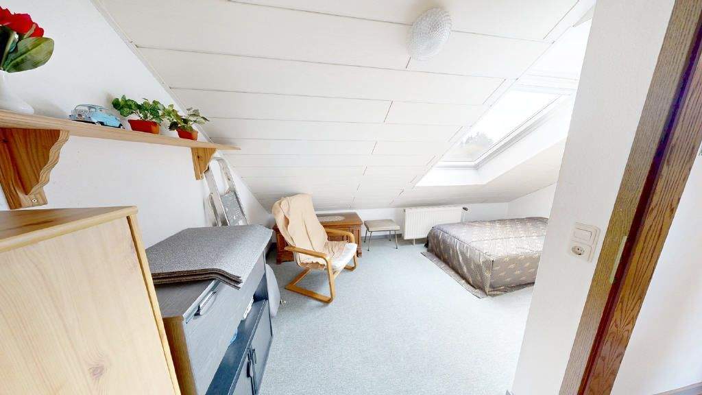 Langenfeld-Richrath! Sonnenhelles Einfamilienhaus mit Garten, Terrasse und Stellplatz in ruhiger Lage! (LK 4903) 5 zimmer