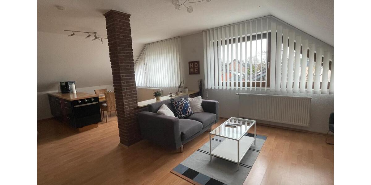Dachgeschoßwohnung Düsseldorf Stadtbezirk 10 - 2 Zimmer, 60 m&sup2;, 900&euro; | Angebot:25180570