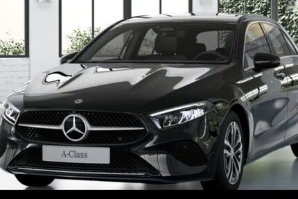 Mercedes-Benz A 180 9.900 km 33.990 &euro; Düsseldorf 40470