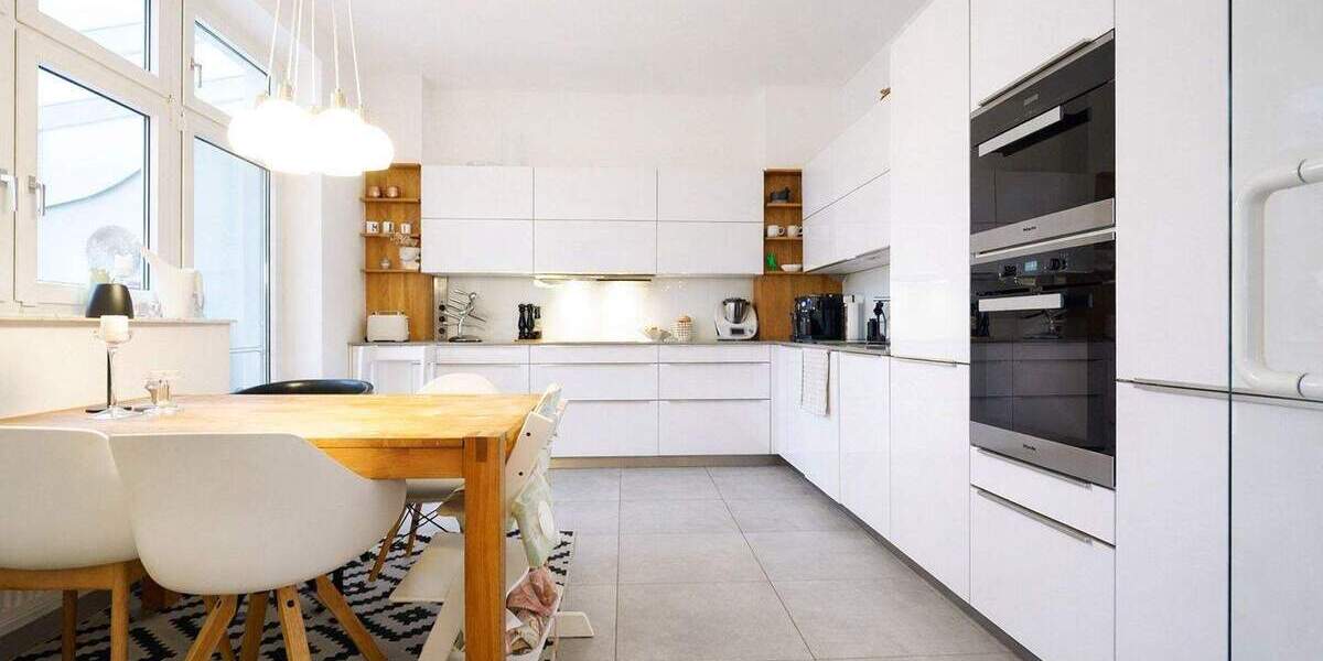 Exklusives Wohnen in Hochparterre mit Kamin und eigenem Garten auf Krefelds bekanntester Allee 3 zimmer