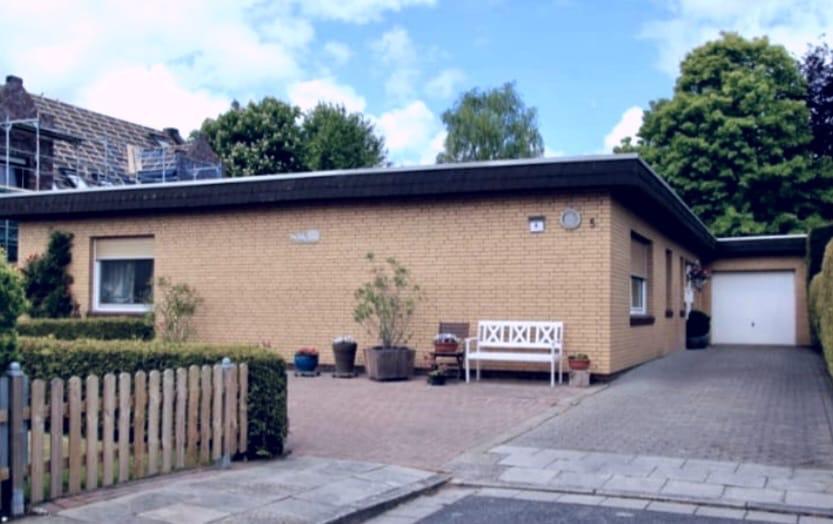 Bungalow Düsseldorf Stadtbezirk 6 - 4 Zimmer, 180 m&sup2;, 425.000&euro; | Angebot:27194367