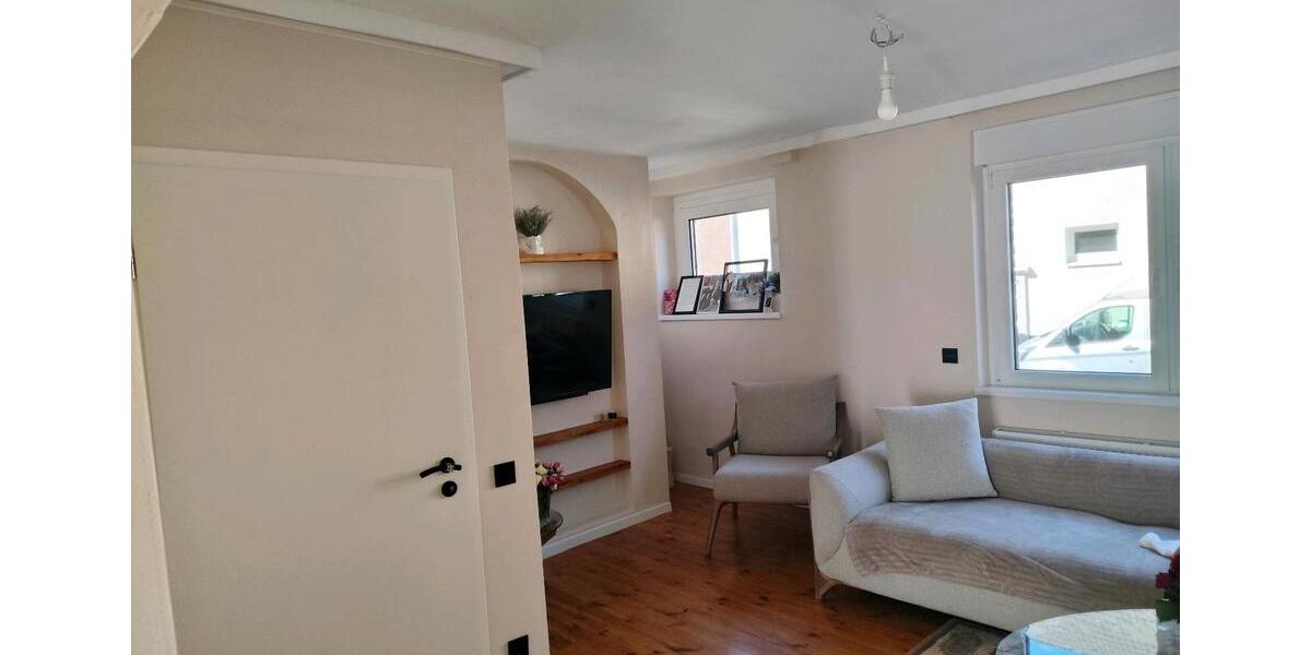 Mehrfamilienhaus, Wohnhaus Duisburg Rheinhausen - 12 Zimmer, 250 m&sup2;, 330.000&euro; | Angebot:26474759