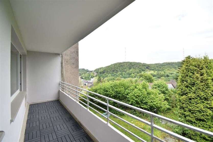 Wohnung zum Mieten in Velbert 1.090 € 98.71 m²
