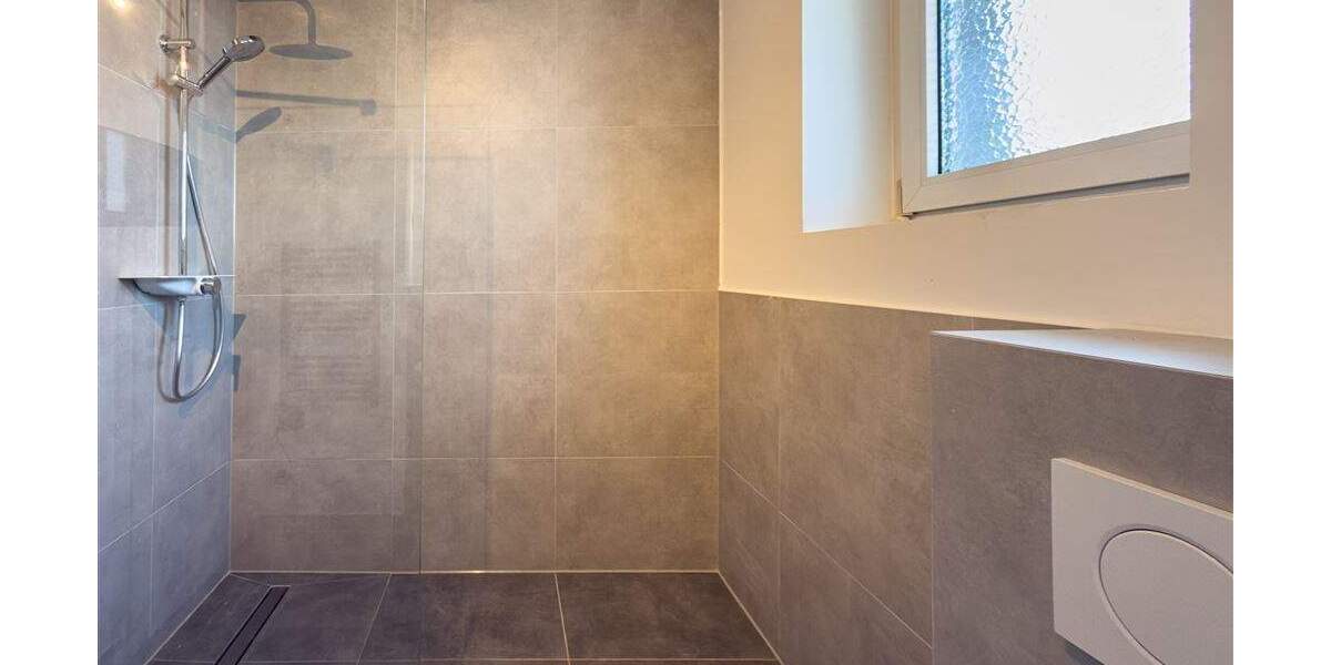 Etagenwohnung Neuss Barbaraviertel - 2 Zimmer, 159.900&euro; | Angebot:25696362