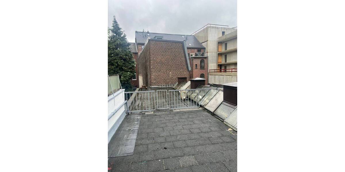 Etagenwohnung Mönchengladbach Stadtmitte - 3 Zimmer, 90 m&sup2;, 900&euro; | Angebot:26874935