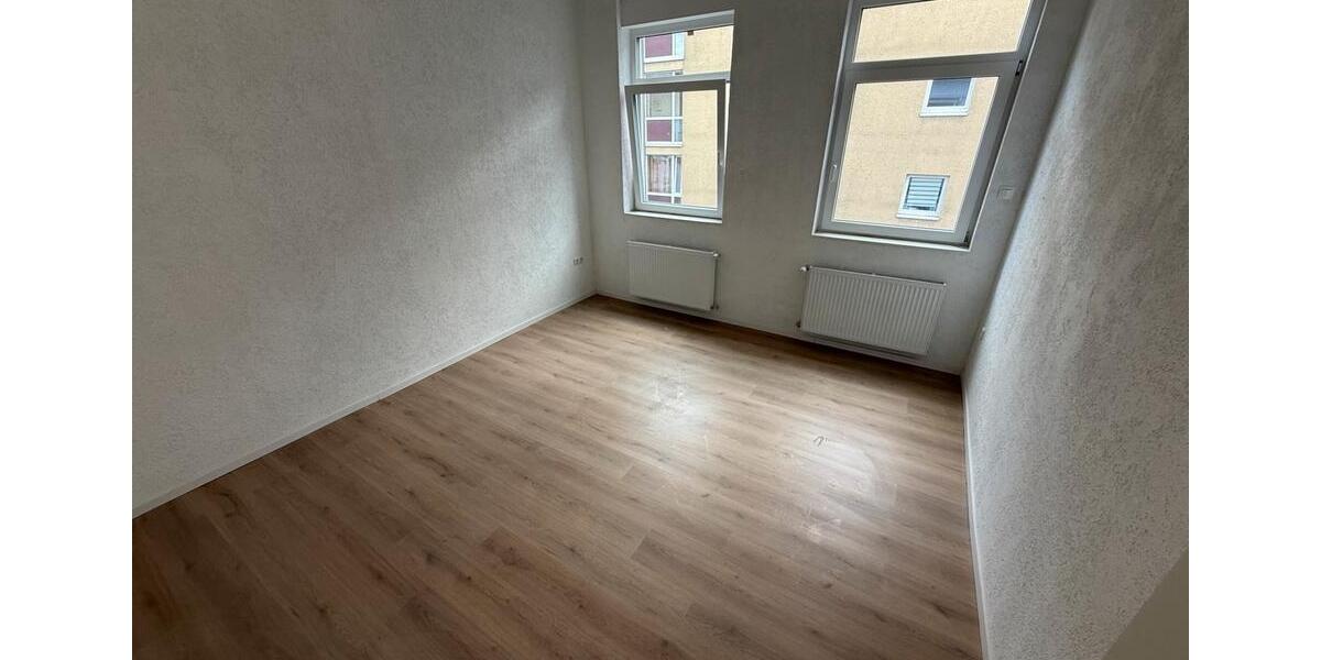 Etagenwohnung Krefeld Cracau - 3 Zimmer, 105 m&sup2;, 1.100&euro; | Angebot:25363571