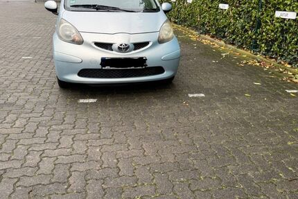 Toyota Aygo (X) 149.000 km 3.450 &euro; Düsseldorf 40239