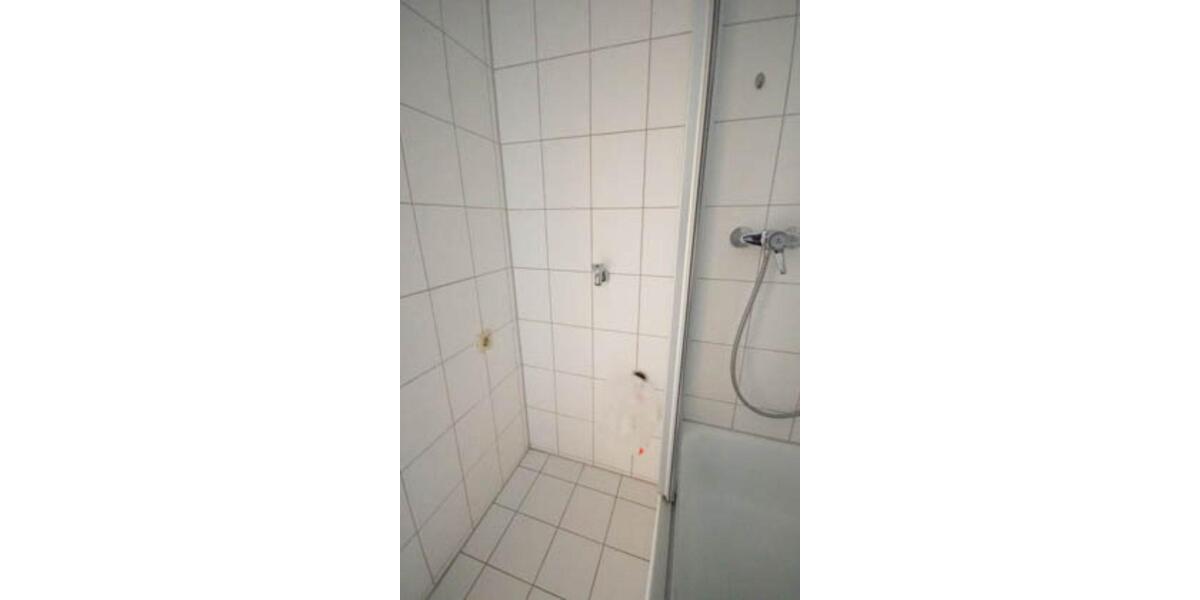 Dachgeschoßwohnung Oberhausen Alt-Oberhausen - 3.5 Zimmer, 66 m&sup2;, 470&euro; | Angebot:25648658