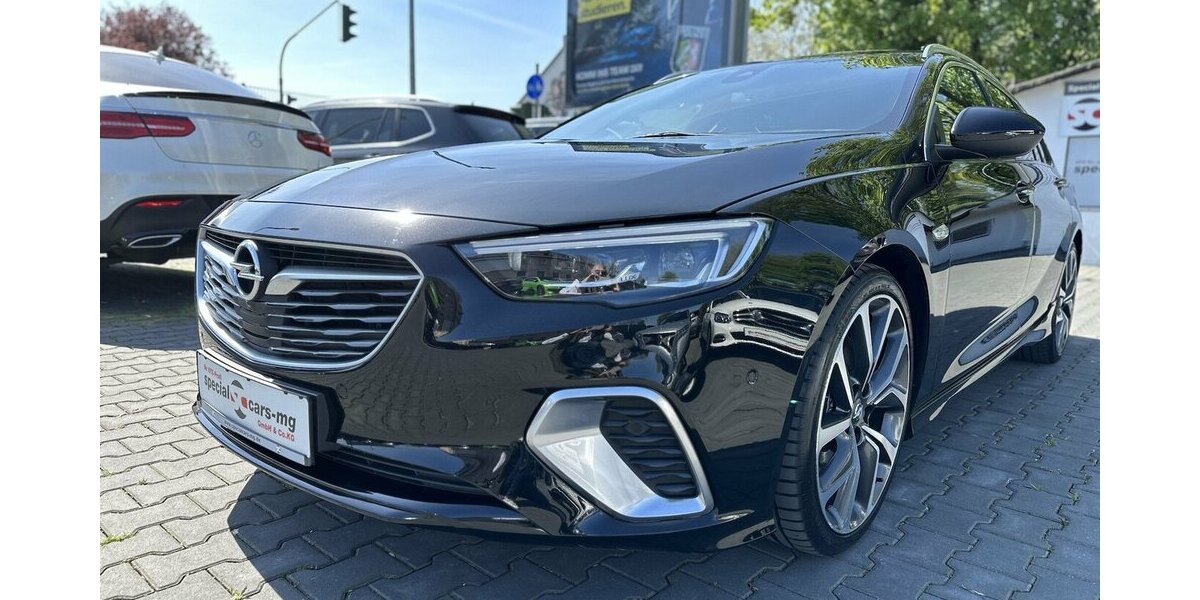 Opel Insignia B Sports Tourer GSi 4x4 / Headup / Pano 140.000 km 11.890 &euro; Mönchengladbach 41066