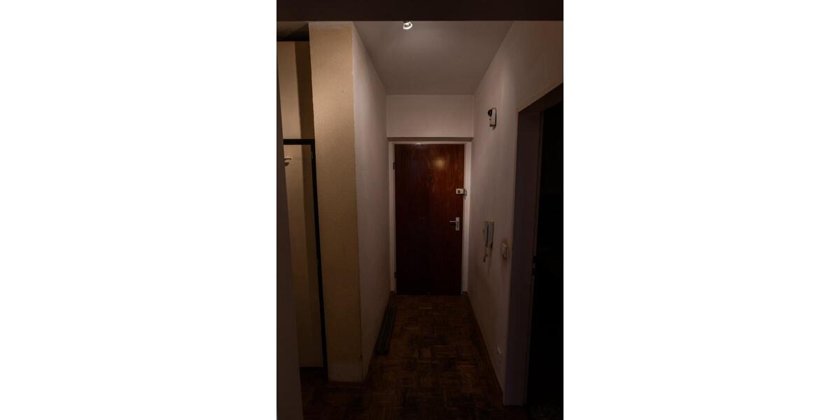 Sanierungsbedürftige 2-Zimmerwohnung mit Ausblick ins Grüne 2 zimmer