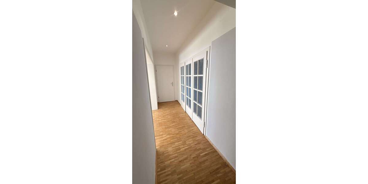 Etagenwohnung Düsseldorf Stadtbezirk 8 - 4 Zimmer, 140 m&sup2;, 2.030&euro; | Angebot:27165961