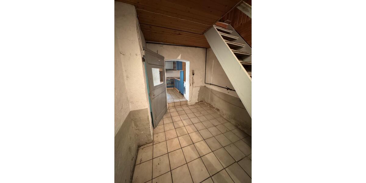 Stadthaus in Krefeld-Uerdingen fuer Kreative 4 zimmer