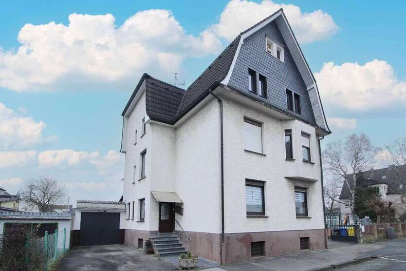 Haus zum Kaufen in Solingen 1.149.000 € 1915.19 m²