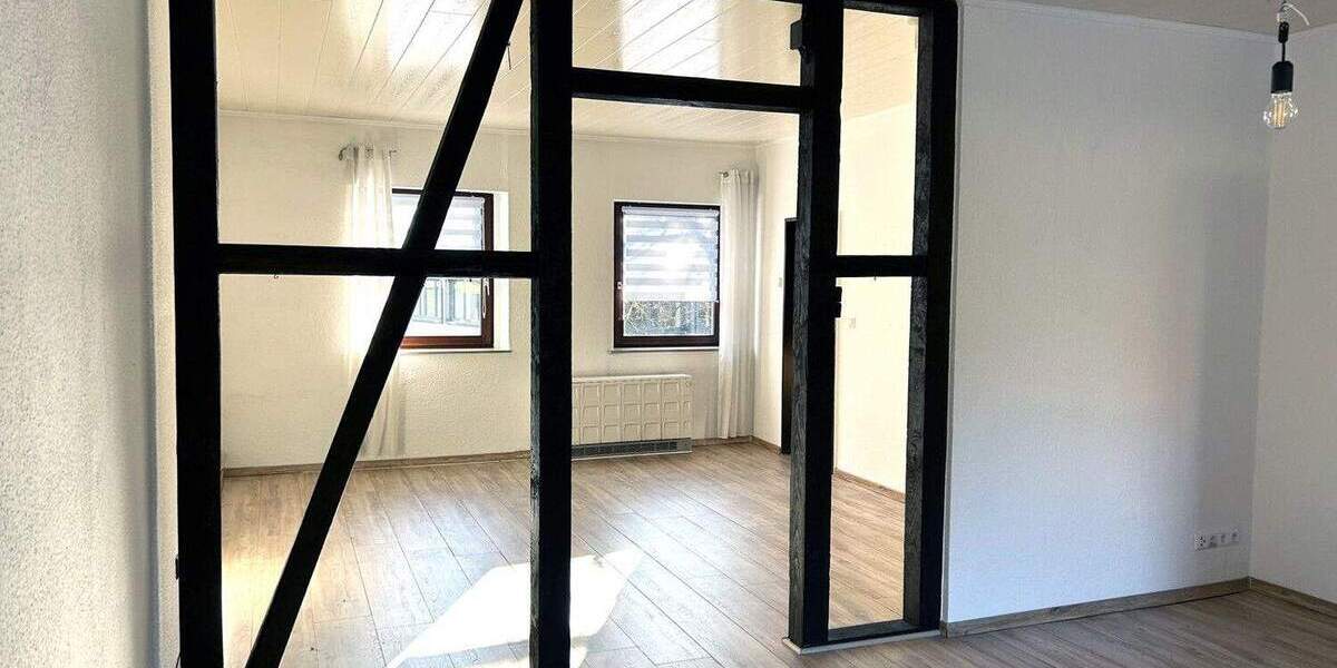 Reihenendhaus Solingen Solingen-Mitte - 7 Zimmer, 145 m&sup2;, 335.000&euro; | Angebot:24340305