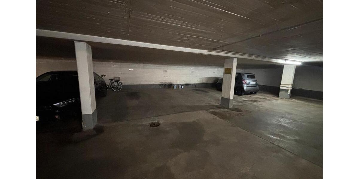 Garagen / Stellplätze Düsseldorf Lörick - 135&euro; | Angebot:26454381