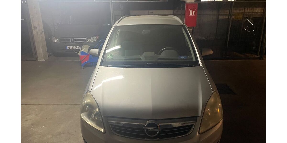 Opel Zafira 206.183 km 4.500 &euro; Monheim am Rhein 40789