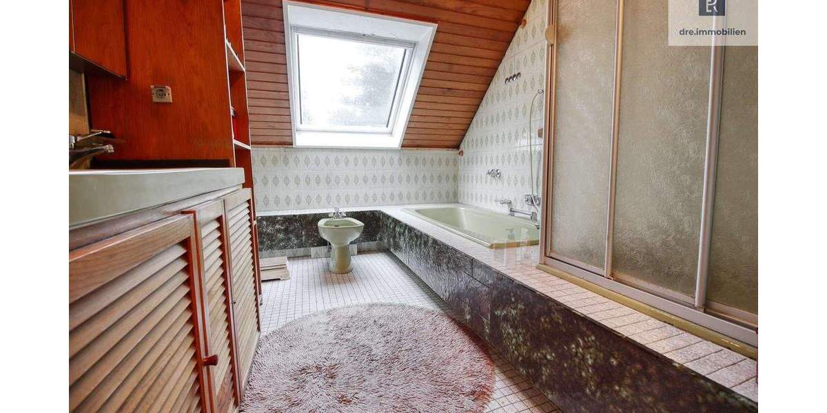 Einfamilienhaus Düsseldorf Eller - 1 Zimmer, 600 m&sup2;, 1.340.000&euro; | Angebot:23957676