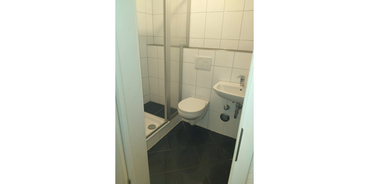 Erdgeschoßwohnung Duisburg Mittelmeiderich - 2 Zimmer, 46 m&sup2;, 350&euro; | Angebot:24564704